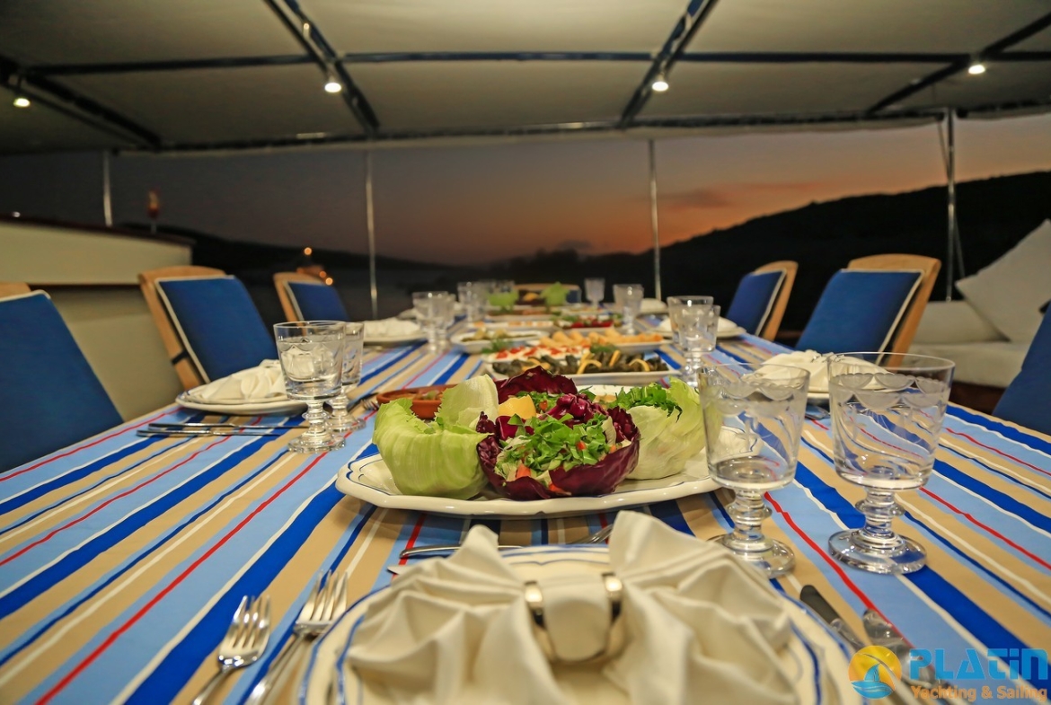 Gulet Kanaryam Luxury Yacht - Yacht Charter Turkey