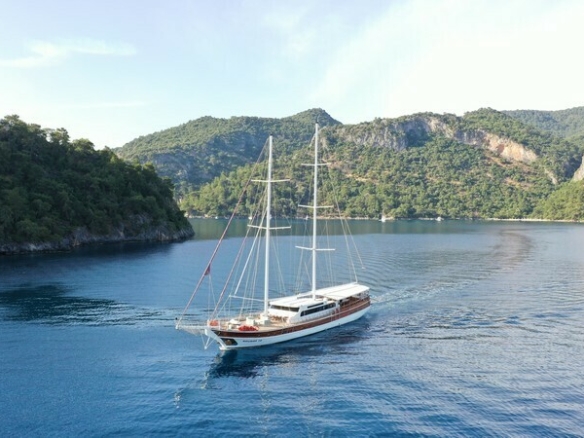 Holiday 10 Gulet Yacht Motorsailor