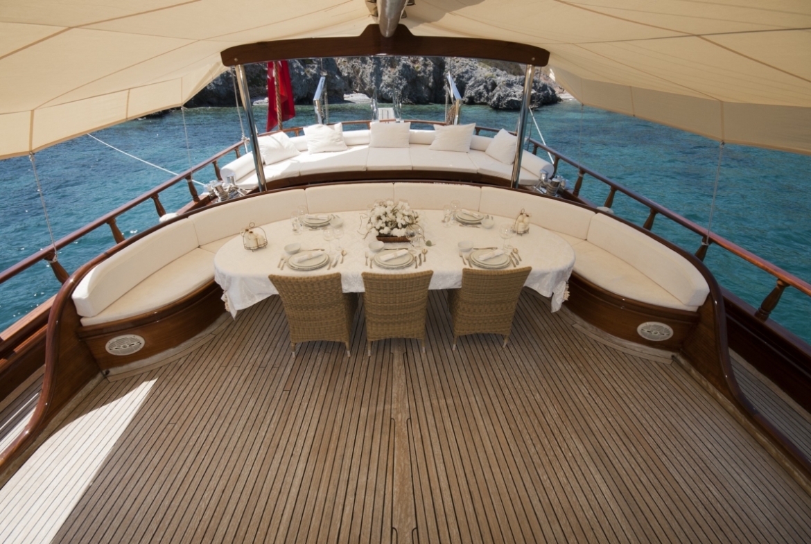 Arif Kaptan A Gulet Luxury Bodrum Yacht Charter 6 Cabins Air Condition