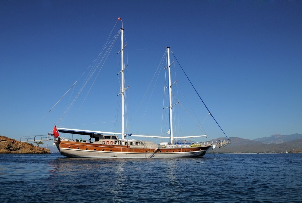 Crewed Yacht Charter with Prenses Selin Gulet Turkey