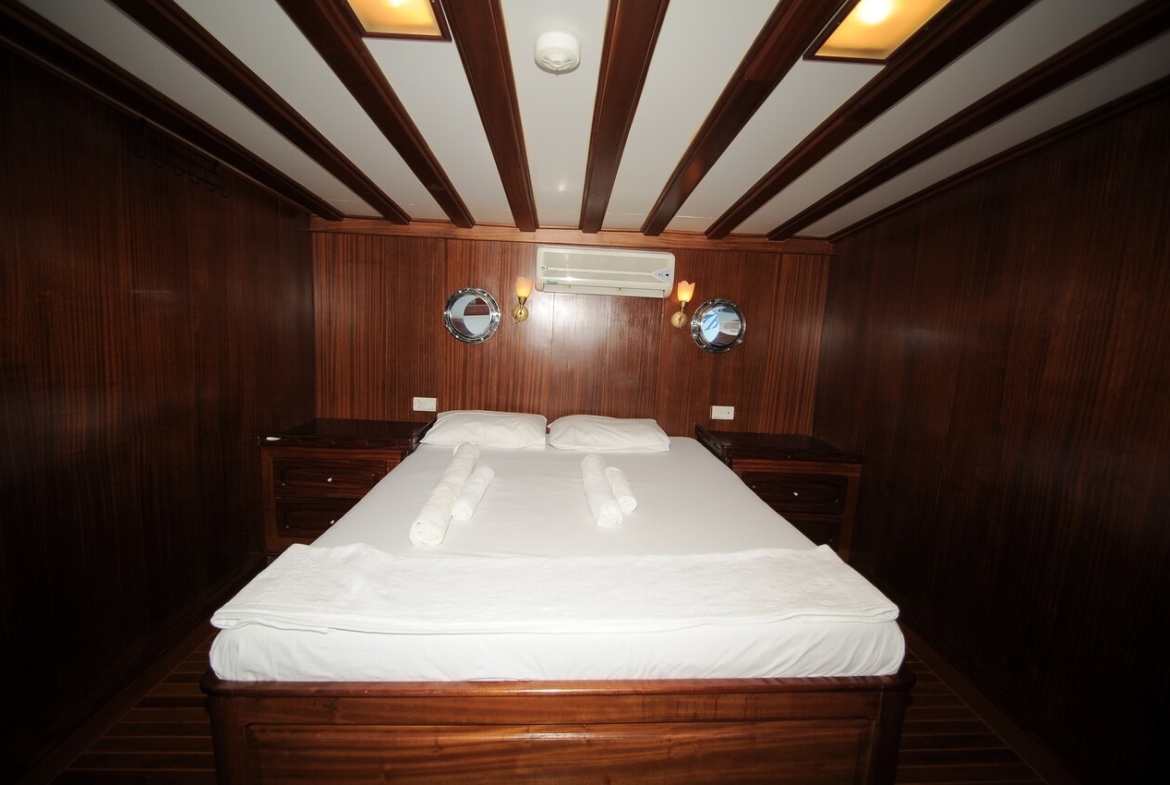 Crewed Yacht Charter with Prenses Selin Gulet Turkey