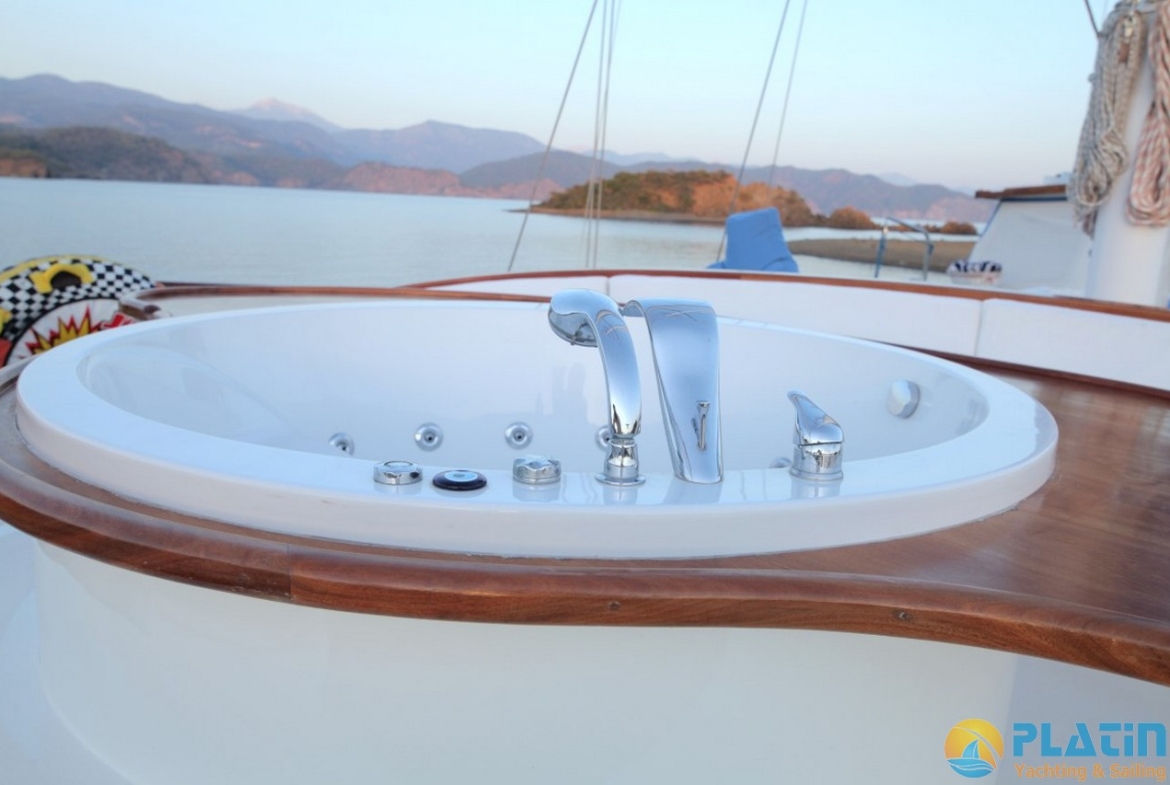 Ece Berrak Gulet Yacht