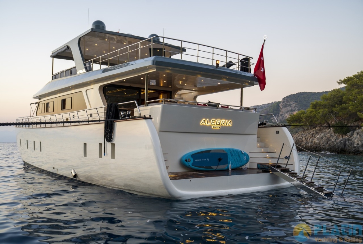 Alegria Trawler Yacht
