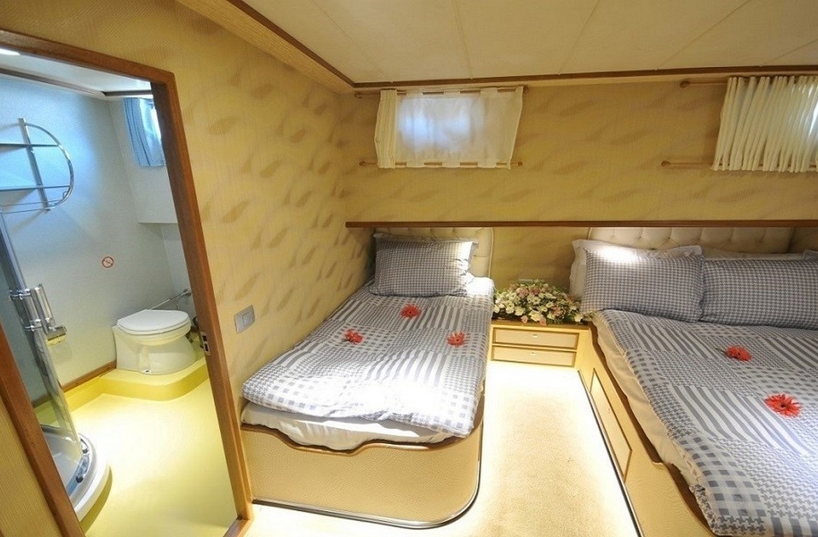 ece arina gulet caicco