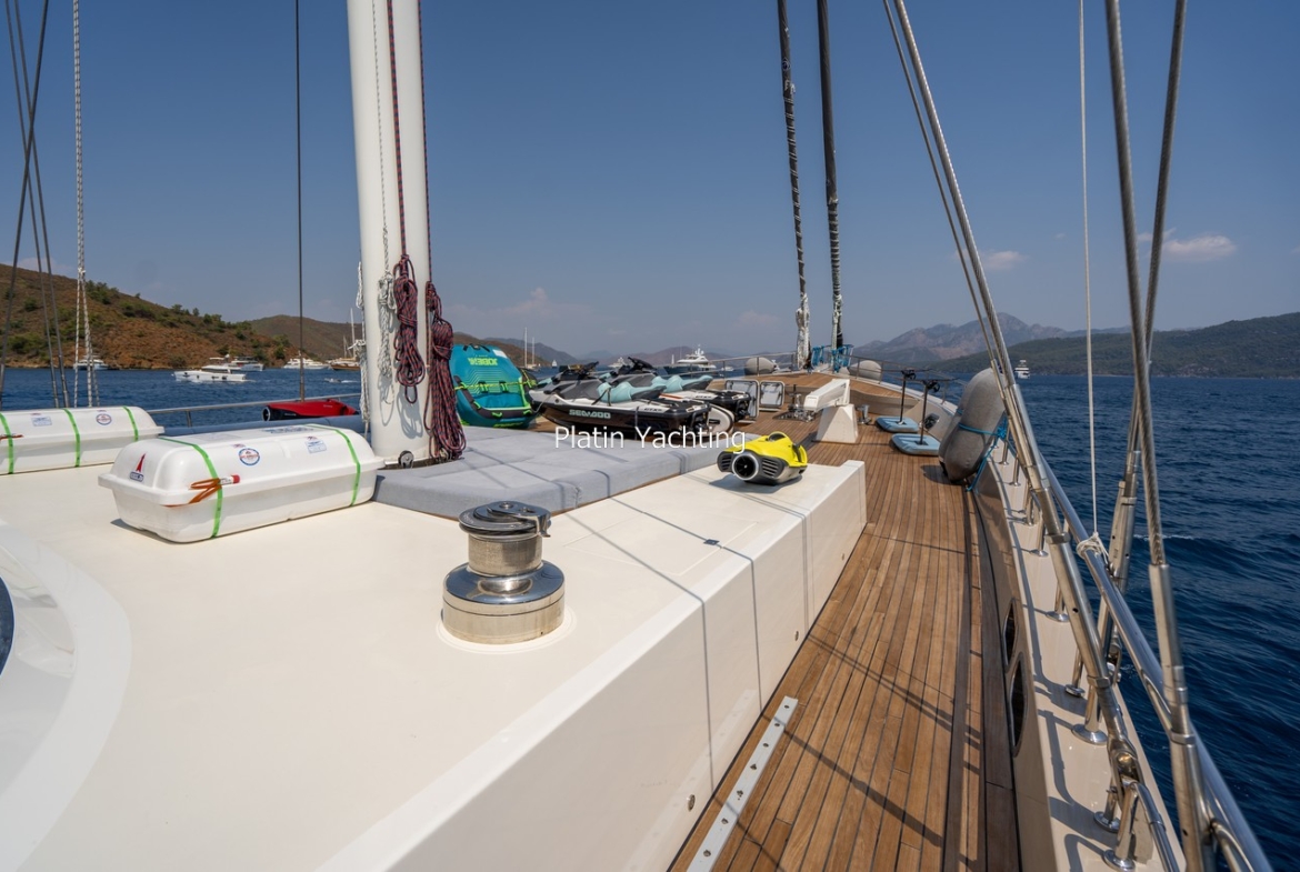 De Love Gulet Caicco